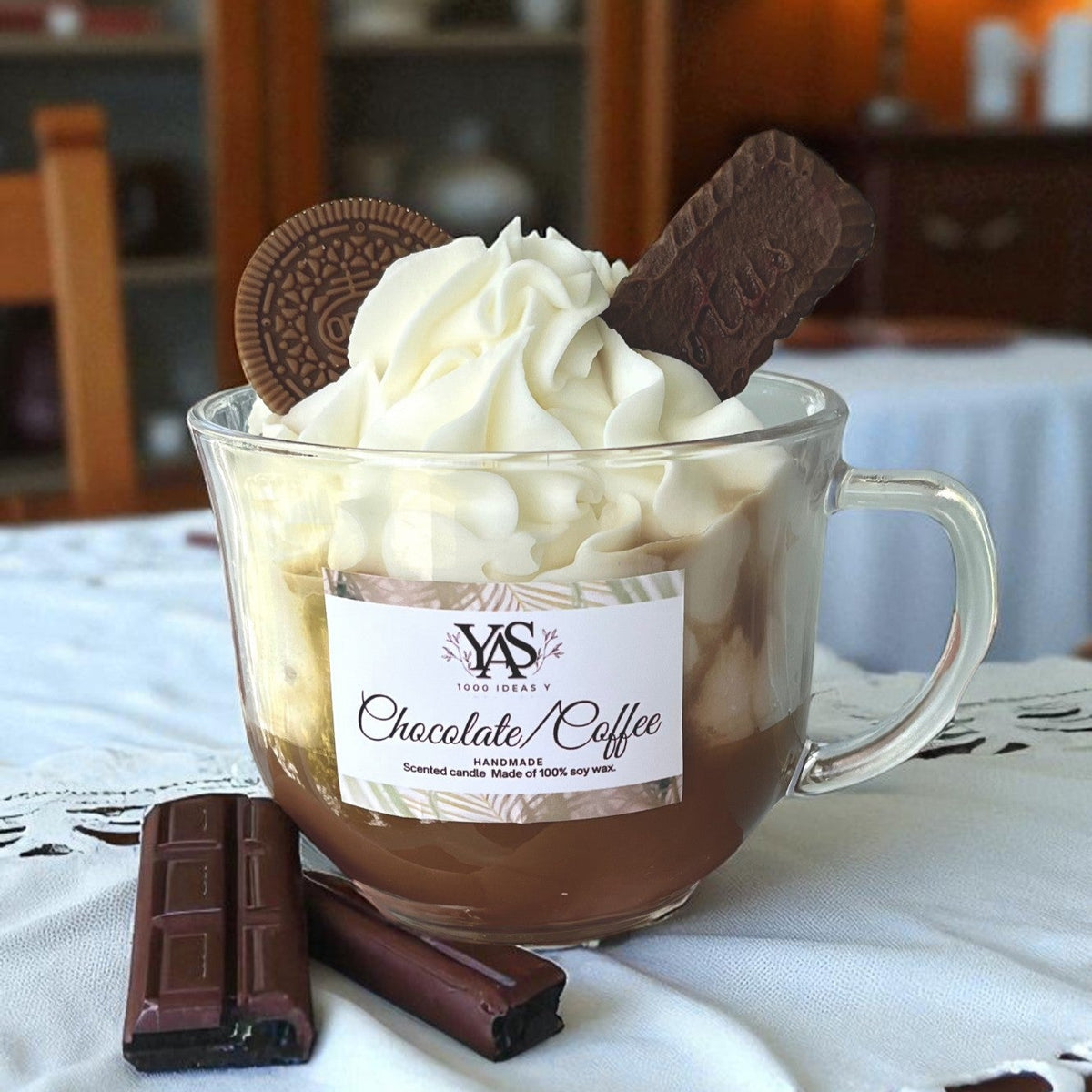 Vela aromática tipo postre – aroma chocolate.